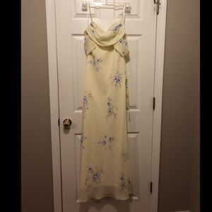 Long dress great for prom or any occasion!